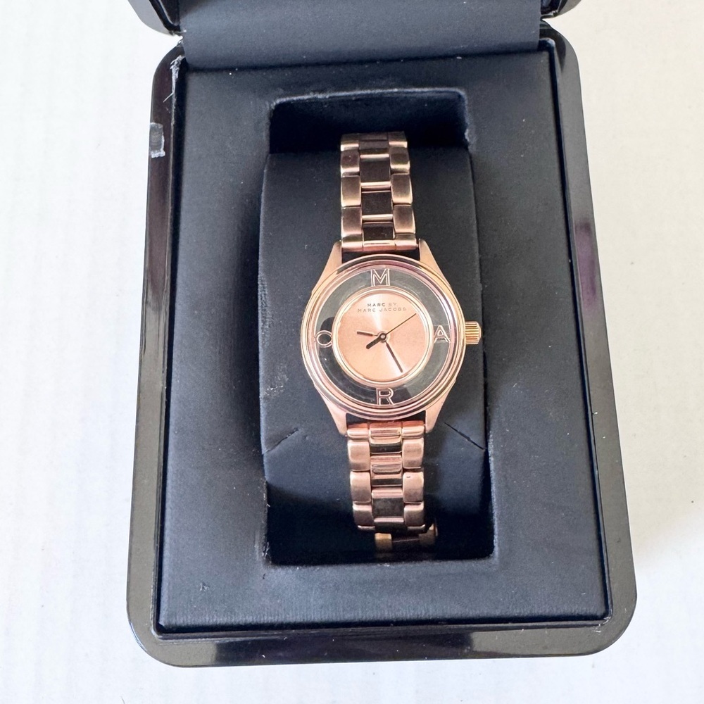 Marc Jacobs MBM3417 Women's Watch